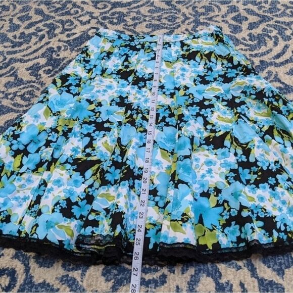 Dress Barn spring summer skirt size 4 - Picture 5 of 8